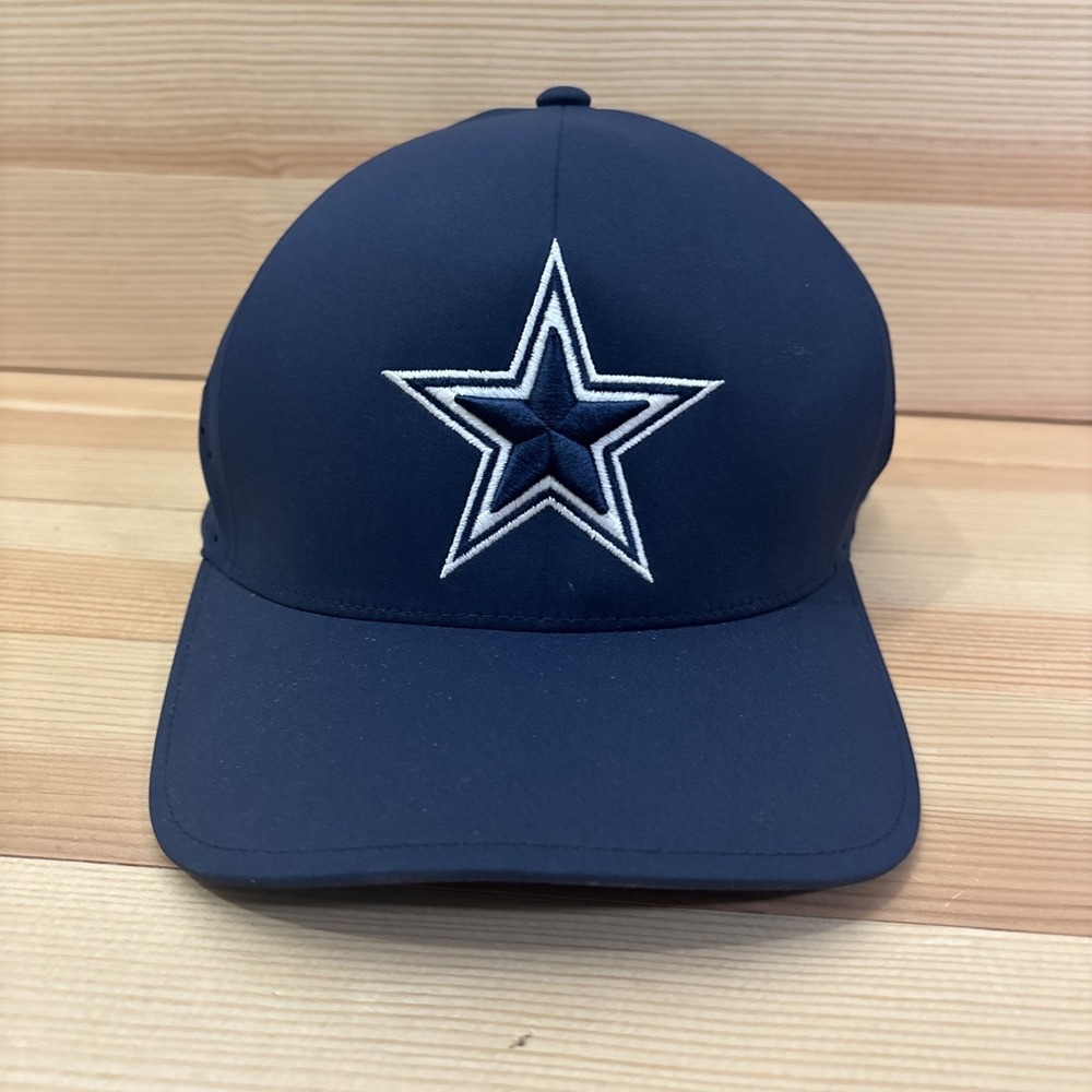 Dallas Cowboys Navy Blue FlexFit Delta Size L/Xl Stretch Fit Poly/Spandex, Nfl